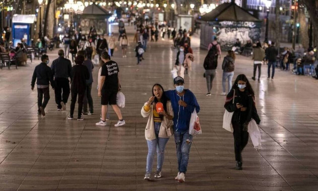 Ισπανία - Κορονοϊός: 43.960 νέα κρούσματα το τελευταίο 24ωρο - Ξεπερνά τα 4 εκατ. συνολικά