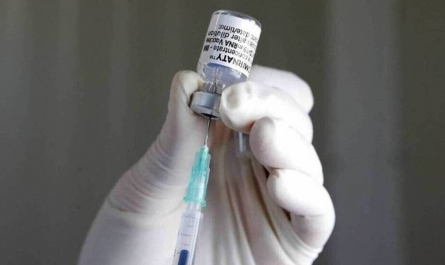 Κρήτη: Γιατρός έδιωξε μητέρα μωρού που πήγε να εμβολιαστεί