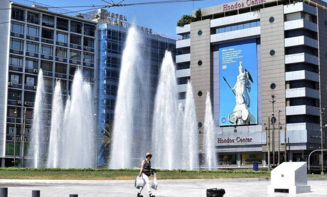 Καιρός: Ζέστη και... 40άρια σε όλη τη χώρα - Πόσο θα διαρκέσει ο καύσωνας