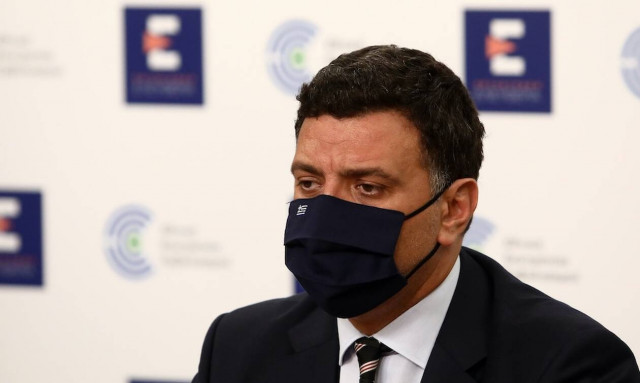 Δωρεά 150 αυτόματων απινιδωτών στο Υπουργείο Υγείας