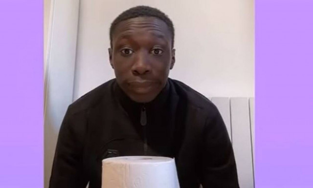 Khaby Lame: Ποιος είναι ο πιο viral TikToker που «γκρέμισε» τα social