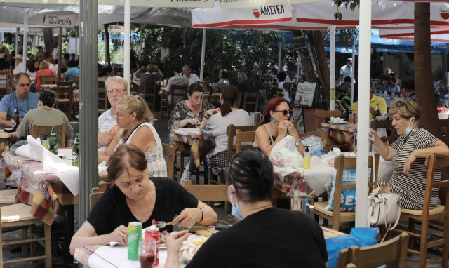 Εστίαση: Αυτή είναι η τεχνική λύση για τους κλειστούς χώρους – Τι προτείνει ο πρόεδρος της ΓΣΕΒΕΕ