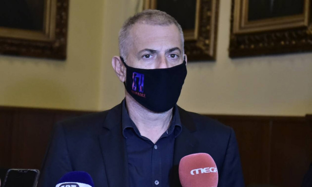 Με κορονοϊό διαγνώστηκε ο Γιάννης Μώραλης: «Το περνάω σαν μικρό κρύωμα» λόγω εμβολίου