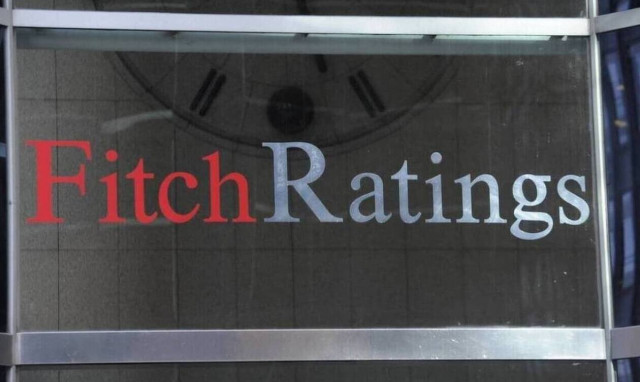Fitch: Επιβεβαίωσε το αξιόχρεο της Ελλάδας στη βαθμίδα «BB» - Αναθεώρηση για την φετινή ανάπτυξη