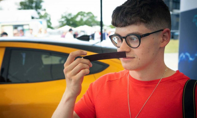 Η ηλεκτρική Mustang έχει άρωμα… βενζίνης