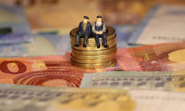 Αναδρομικά: Πώς θα φορολογηθούν οι συνταξιούχοι - Τα ποσά που θα επιστρέψουν