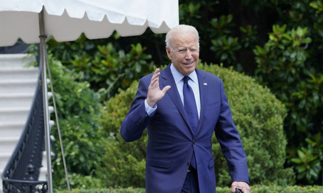 Mπάιντεν: Η παραπληροφόρηση για τον κορονοϊό στο ίντερνετ σκοτώνει κόσμο