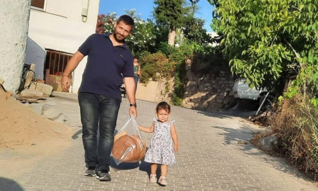 Προσκυνήτρια… 2 ετών, αρτοκλασία στη Χάρη της Αγίας Μαρίνας