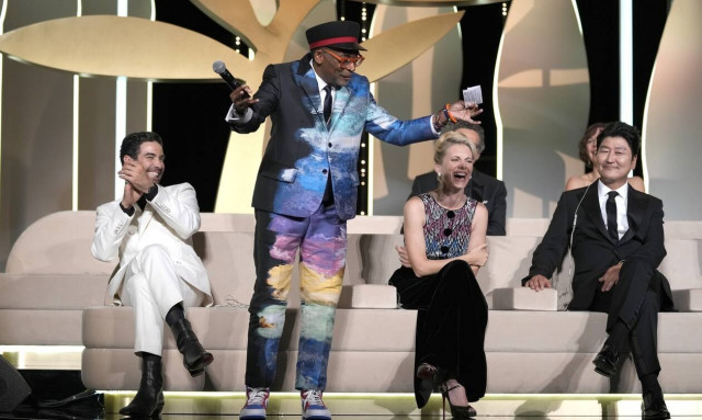 Κάννες 2021: Η τεράστια γκάφα που έκανε ο Σπάικ Λι στην τελετή απονομής