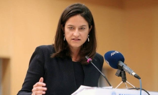 Education min. calls on students aged 15+ to get vaccinated before Sept.