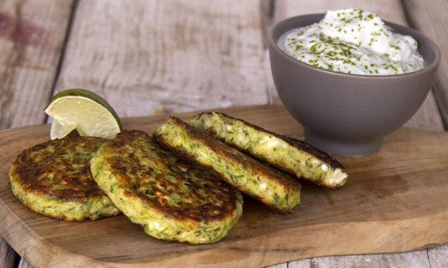 Συνταγή για κολοκυθοκεφτέδες - Ένα πεντανόστιμο ορεκτικό