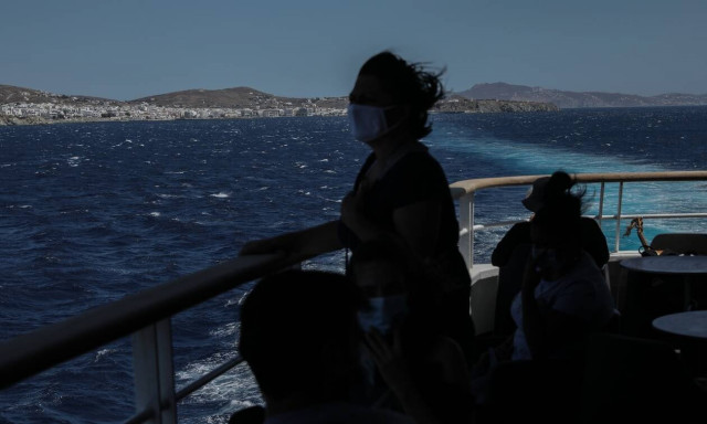 Παρασκευής: Γι’ αυτές τις περιοχές χτυπάει καμπανάκι για να μην έχουμε μέτρα α λα Μύκονος