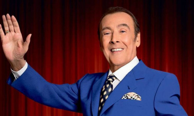 Ο Τόλης Βοσκόπουλος