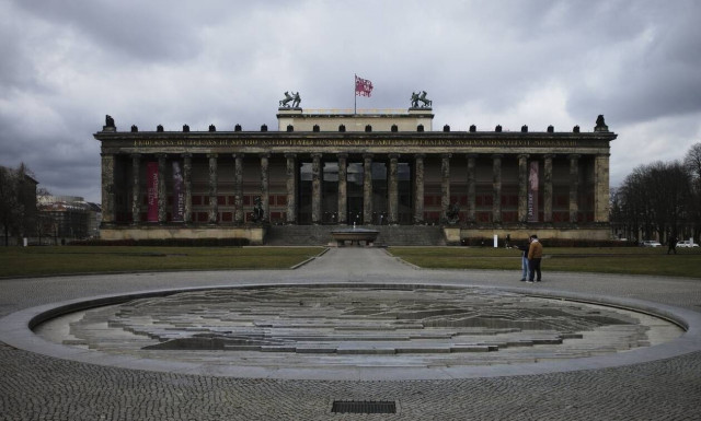 Κορονοϊός: Η Ευρώπη έσπασε το «φράγμα» των 50 εκατ. κρουσμάτων – Σχεδόν 1,3 εκατ. οι θάνατοι