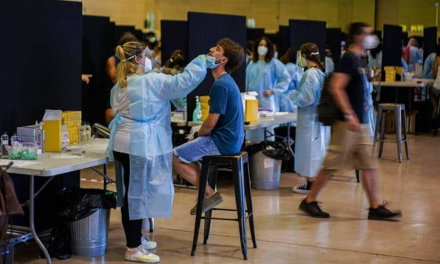 Ισπανία: Ανεμβολίαστοι το 80% των νέων κρουσμάτων κορονοϊού