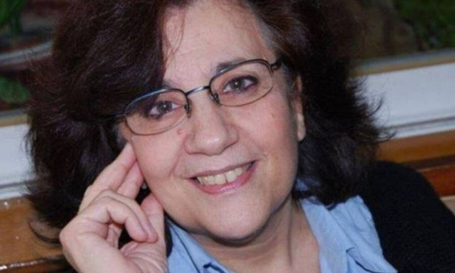 «Έχω φάει ξύλο από άντρα»: Χαμός με την ανάρτηση Κρητικιάς συγγραφέως