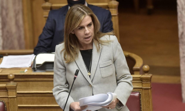 Ζωή Ράπτη: Αυξήθηκε η ενδοοικογενειακή βία - Τα 78 στα 100 περιστατικά συμβαίνουν για πρώτη φορά