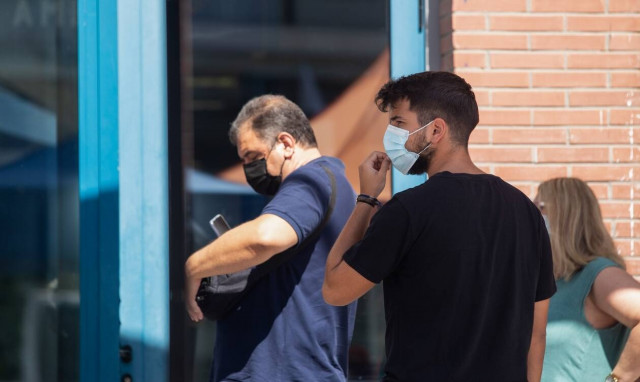 Κορονοϊός: Τι θα ισχύσει με το πιστοποιητικό εμβολιασμού για τους εργαζόμενους