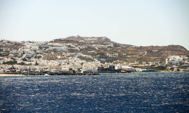 Κορονοϊός: Σε επαγρύπνηση η κυβέρνηση- Στο επίκεντρο της προσοχής τα νησιά- Τι θα γίνει με τη Μύκονο