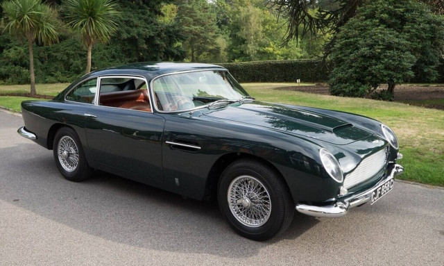 Led Zeppelin: Η αξιοζήλευτη και ζάμπλουτη συλλογή αυτοκινήτων τους