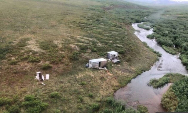 Aλάσκα: Άνδρας σώθηκε κατά τύχη μετά από εβδομαδιαία «καταδίωξη» αρκούδας