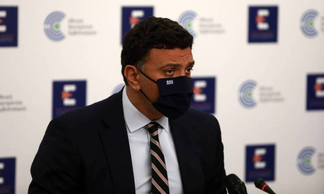 Kikilias: New incentives to doctors and pharmacists to persuade citizens to get vaccinated