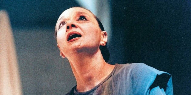 Το ελληνικό θέατρο αποχαιρετά τη σπουδαία Μάγια Λυμπεροπούλου