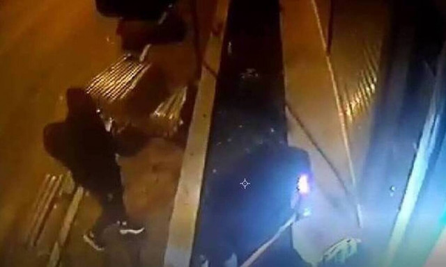 Βίντεο ντοκουμέντο: Η συμμορία που ανατίναζε ΑΤΜ - Κάμερα τους κατέγραψε εν δράσει