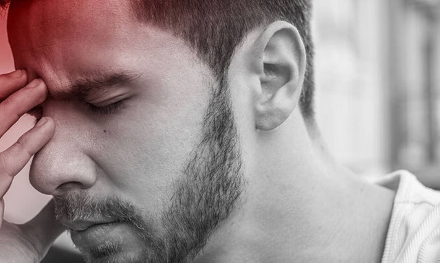 Ποιες τροφές θα σε βοηθήσουν στον ξαφνικό πονοκέφαλο