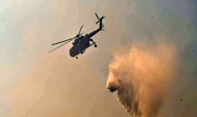 Φωτιά ΤΩΡΑ - Μήνυμα από το 112: Εκκενώνεται η Γκάτζια -Τι λέει ο δήμαχος Επιδαύρου στο newsbomb.gr