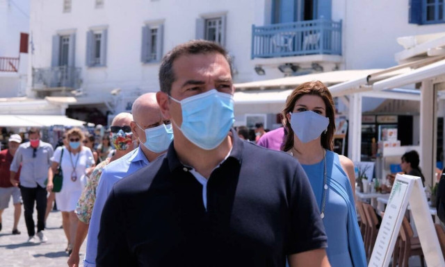 Tsipras accuses gov't of promoting harsh political agenda