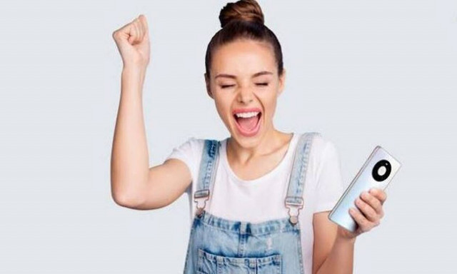 HUAWEI SERVICE FESTIVAL: Κάνε το τηλέφωνό σου… καινούργιο!