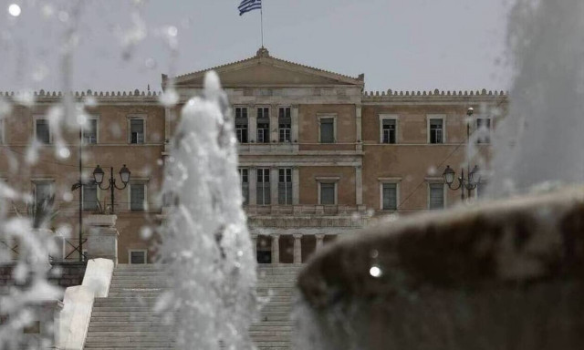 Καιρός: Προειδοποίηση Αρναούτογλου - «Μπαίνουμε στη δίνη παρατεταμένης αφρικανικής ζέστης»