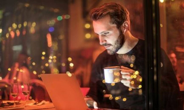 Είσαι νυχτερινός τύπος; Ψάξαμε και βρήκαμε τα ιδανικά επαγγέλματα για σένα