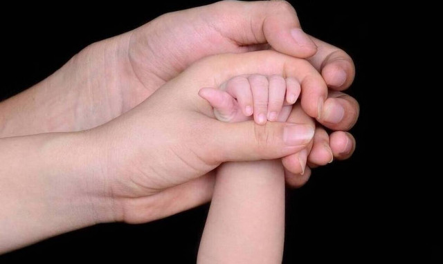 ΟΠΕΚΑ - Επίδομα παιδιού: Πότε πληρώνεται η τρίτη δόση - Αυξήσεις έως και 220 ευρώ