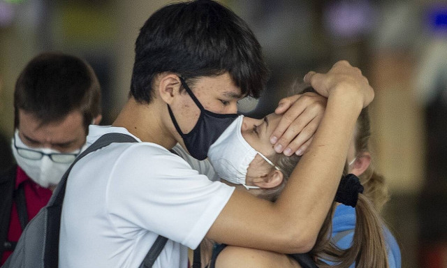 Γερμανία: «Το 4ο κύμα είναι εδώ» προειδοποιεί ο επικεφαλής του Ινστιτούτου Ρόμπερτ Κοχ