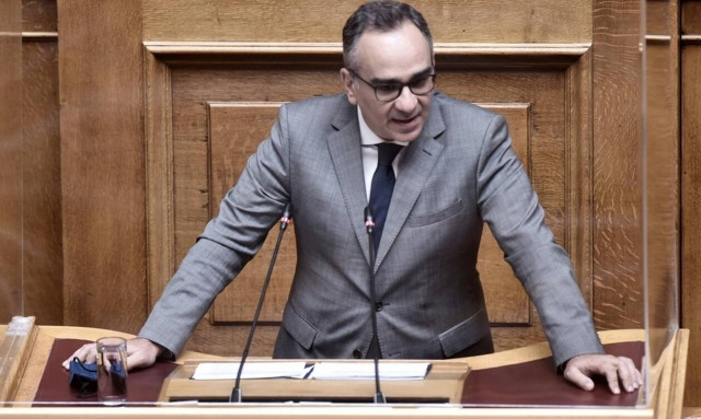 Κοντοζαμάνης: Διατάξεις για τη διευκόλυνση των κατ΄ οίκον εμβολιασμών