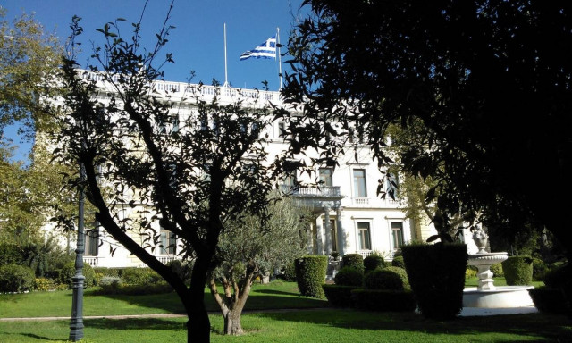 Κάτι τρέχει στο Μέγαρο της Προεδρίας της Δημοκρατίας και δεν θα βγει σε καλό...