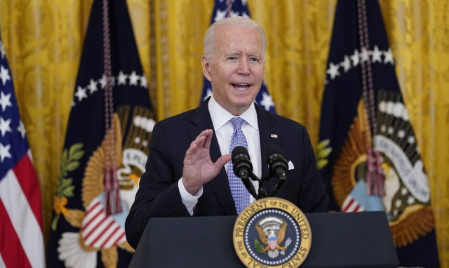 Ο Αμερικανός πρόεδρος, Τζο Μπάιντεν, ζητά 100 δολάρια σε κάθε εμβολιασμένο