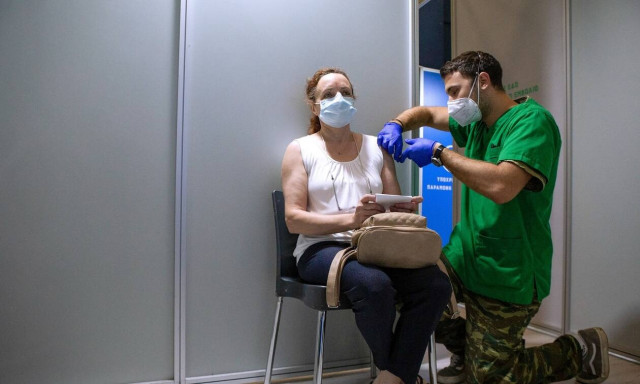 Κορονοϊός: Ποιοι θα χρειαστούν τρίτη δόση εμβολίου από Σεπτέμβριο