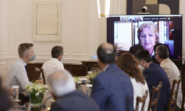 Εγκριση «ΕΣΠΑ 2021-2027»: Tηλεδιάσκεψη Μητσοτάκη με την Επίτροπο Συνοχής και Μεταρρυθμίσεων ΕΕ