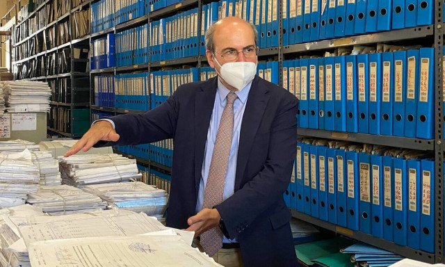 Κωστής Χατζηδάκης: Βελτιώνεται ο χρόνος χορήγησης των συντάξεων