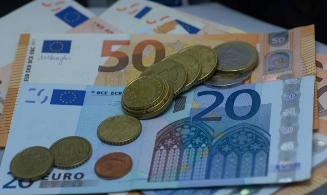 Στήριξη των οφειλετών και «δεύτερη ευκαιρία»