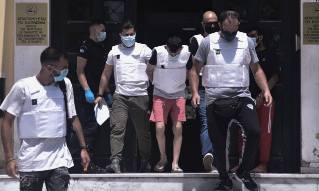 Έγκλημα στη Δάφνη: Οι αποκαλύψεις για τον «εφιάλτη» της 31χρονης και η μη επέμβαση των Αστυνομικών