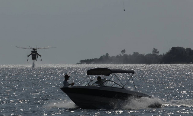 Κυβερνητικές πηγές για τη φωτιά στην Αχαΐα: Η κινητοποίηση του κρατικού μηχανισμού ήταν άμεση