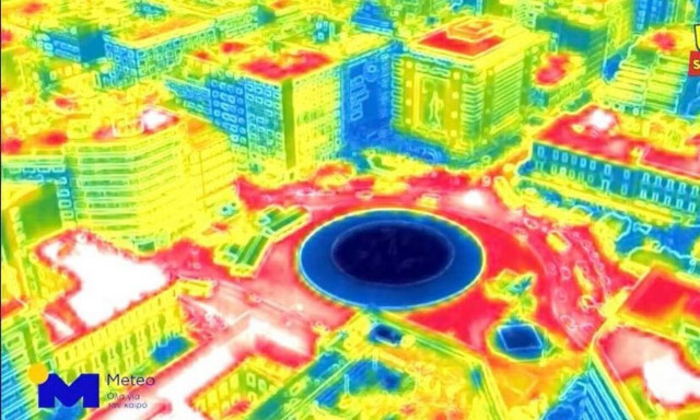 Καύσωνας: Πήραν «φωτιά» τα τσιμέντα – Πού έδειξε 55 βαθμούς Κελσίου στην Αθήνα