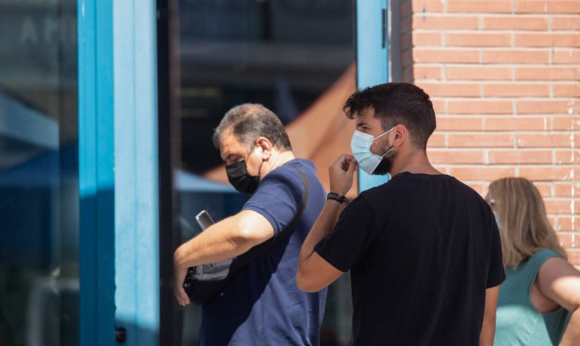 Καπραβέλος στο Newsbomb.gr: Πάμε σε «κουτσουρεμένη» ανοσία - Δύσκολο το φθινόπωρο