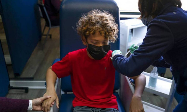 Κορονοϊός: Κίνδυνος για την καρδιά των εφήβων από τον ιό