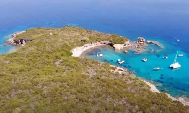 Η άγνωστη Φορμίκουλα του Ιονίου