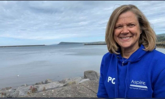 Παράλυτη κολυμβήτρια θα περάσει κολυμπώντας τη Μάγχη